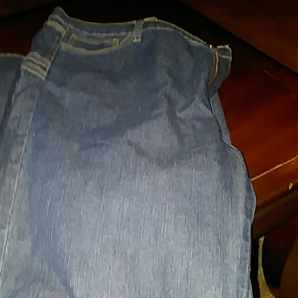 Jeans - Picture 1 of 1